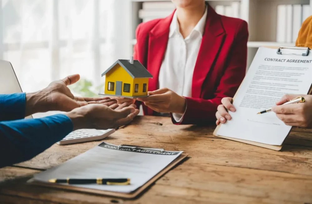 My wife owns a property in UAE, Can I take mortgage